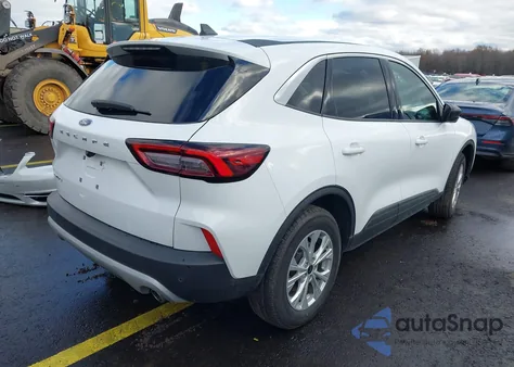 2024 Ford Escape Active z USA, uszkodzony, nr VIN 1FMCU0GN3RUA82679